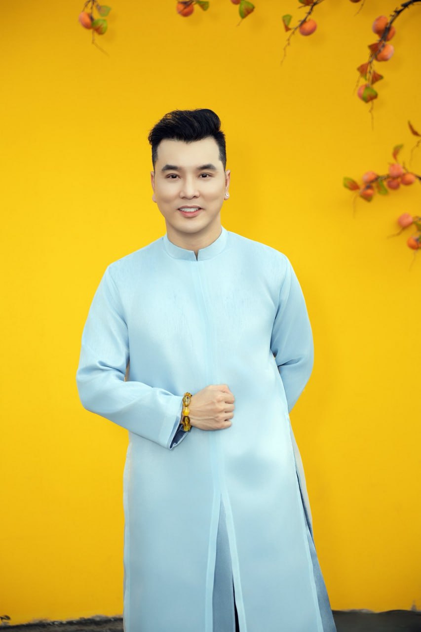 Thảm hoạ nhạc Tết mới: 2 ngôi sao đình đám một thời bị chê sến súa, nhạc như “hàng tồn kho” từ những năm 2000- Ảnh 1.