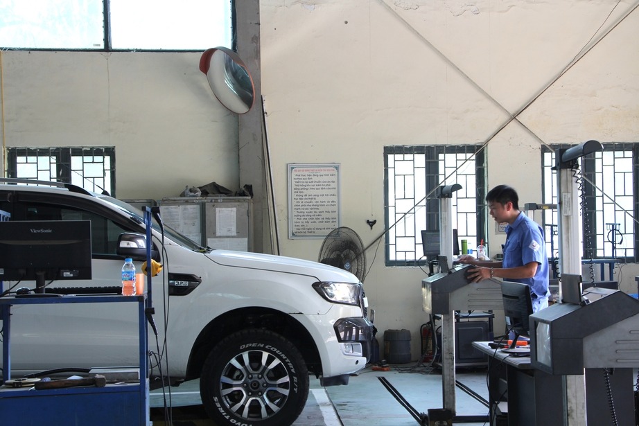 Cho phép xuất trình đăng ký xe VNeID khi đi đăng kiểm xe theo Thông tư mới - Ảnh 1. Cho phép xuất trình đăng ký xe VNeID khi đi đăng kiểm xe theo Thông tư mới - Ảnh 1.