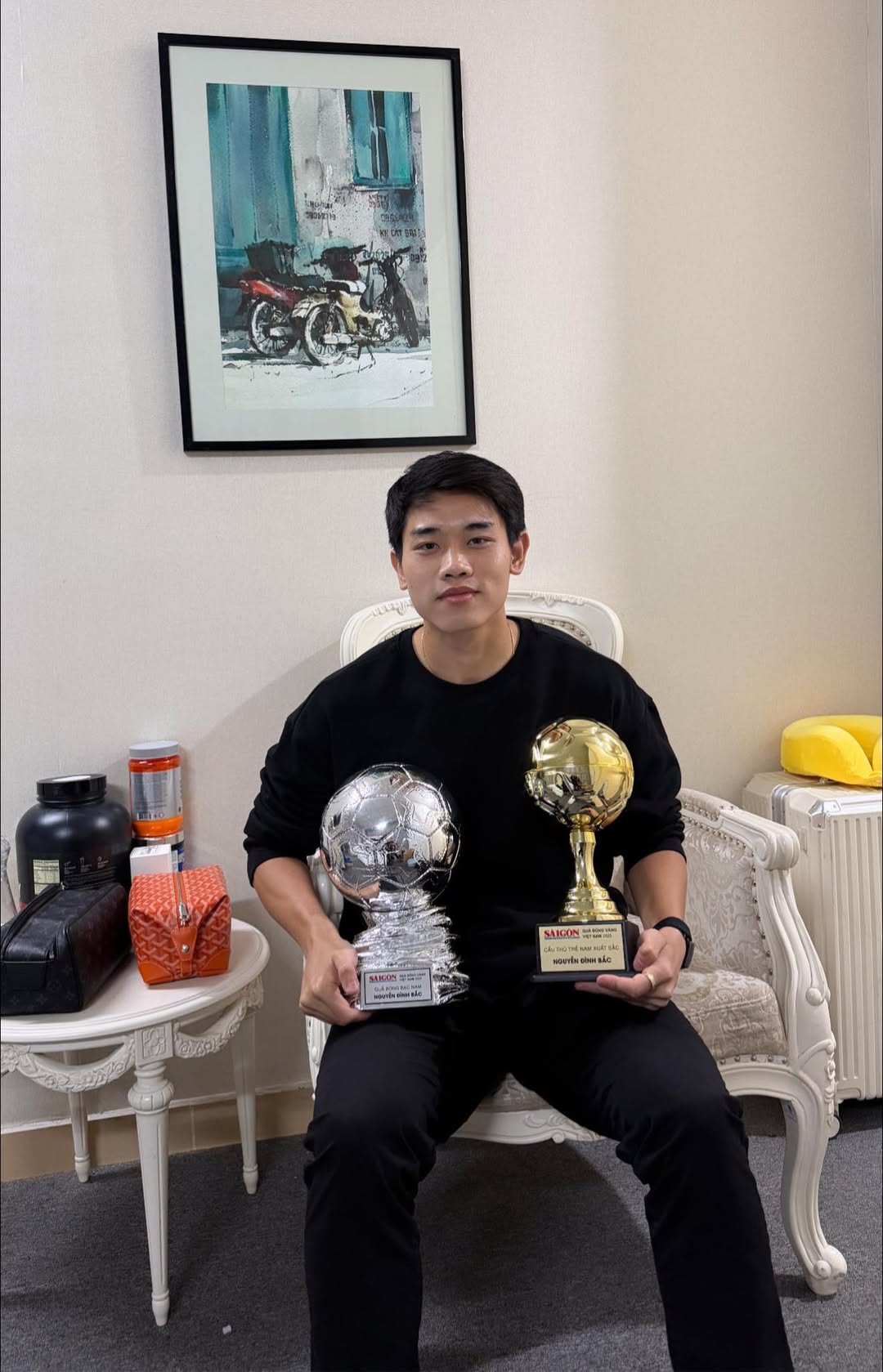 Đình Bắc như đeo nhẫn đôi với Á hậu Cẩm Ly, dân tình rần rần nghi vấn hẹn hò?- Ảnh 3.