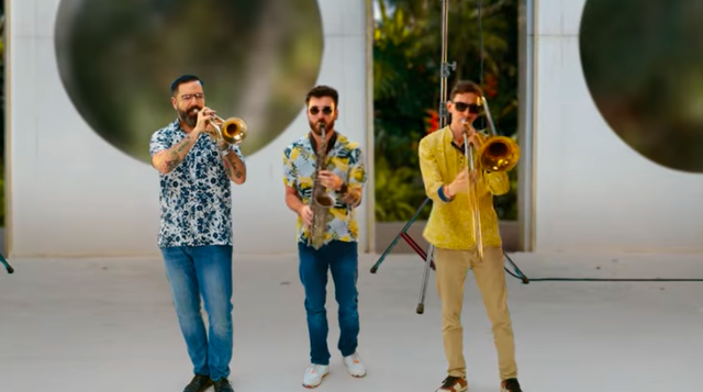 Bộ đôi nhạc sĩ Hoài An - Võ Hoài Phúc ra mắt MV "Yêu một chút cũng đâu có sao"- Ảnh 3.