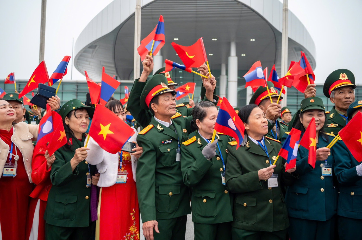 Lễ đ&oacute;n Tổng B&iacute; thư L&agrave;o tại s&acirc;n bay Nội B&agrave;i: Tăng cường quan hệ Việt &ndash; L&agrave;o - Ảnh 8.