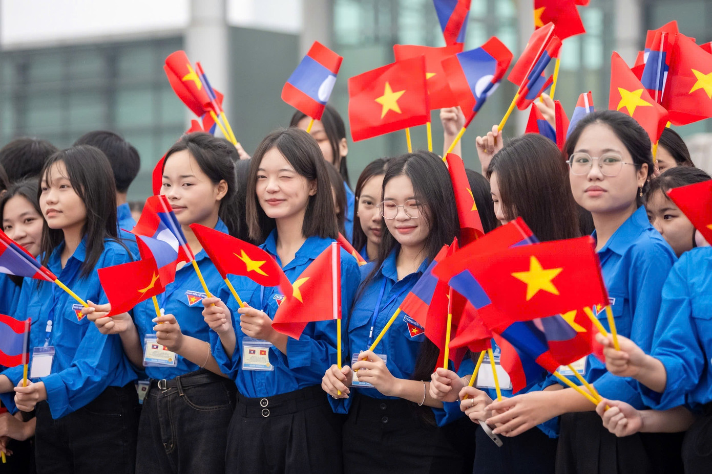 Lễ đ&oacute;n Tổng B&iacute; thư L&agrave;o tại s&acirc;n bay Nội B&agrave;i: Tăng cường quan hệ Việt &ndash; L&agrave;o - Ảnh 12.