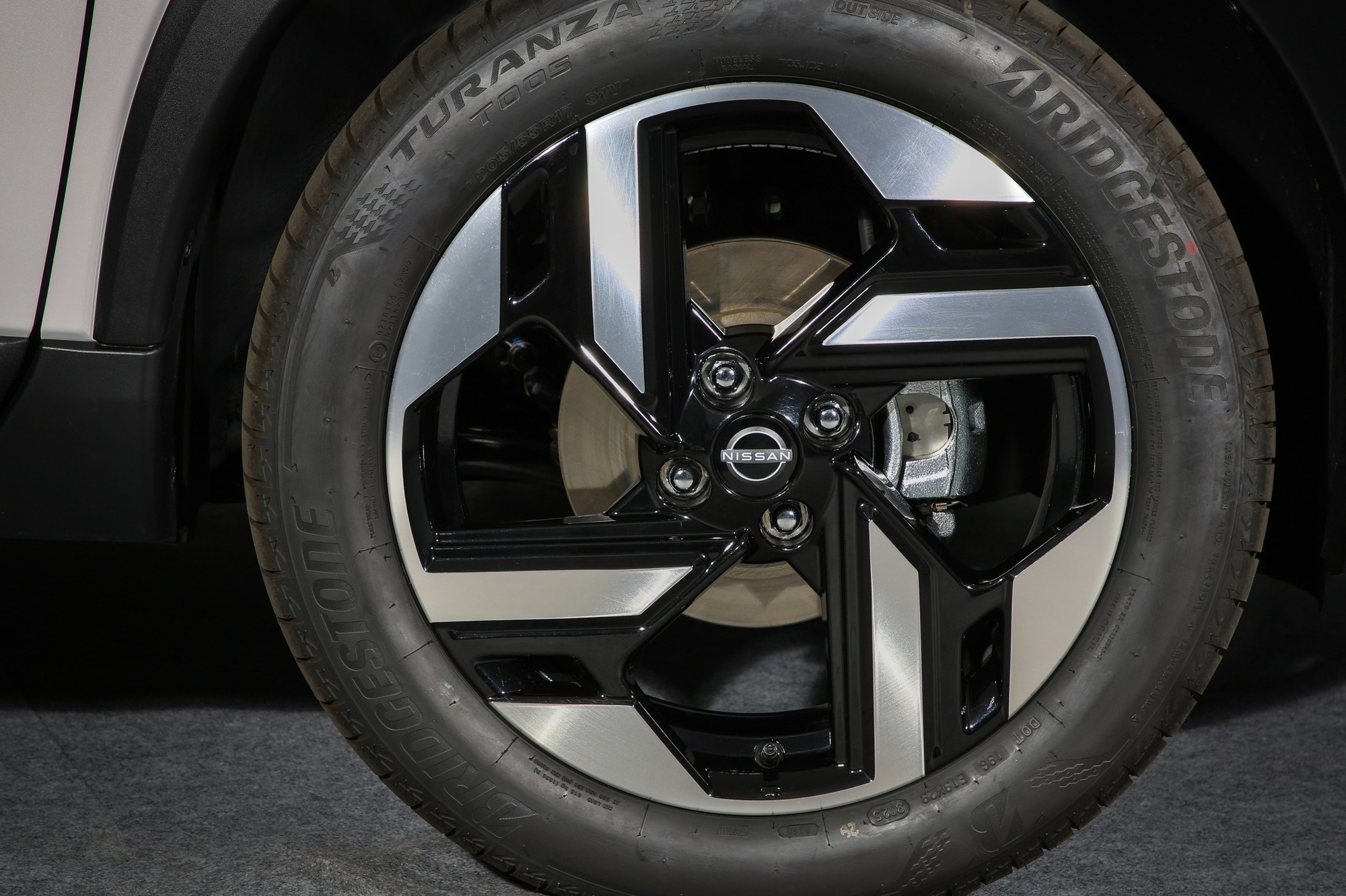 Nissan Kicks 2026 có thể sớm về Việt Nam: Chốt ra mắt ĐNÁ tháng 3, lột xác thiết kế, động cơ hybrid nối tiếp vẫn là 'át chủ bài'- Ảnh 12. Nissan Kicks 2026 có thể sớm về Việt Nam: Chốt ra mắt ĐNÁ tháng 3, lột xác thiết kế, động cơ hybrid nối tiếp vẫn là 'át chủ bài'- Ảnh 12.