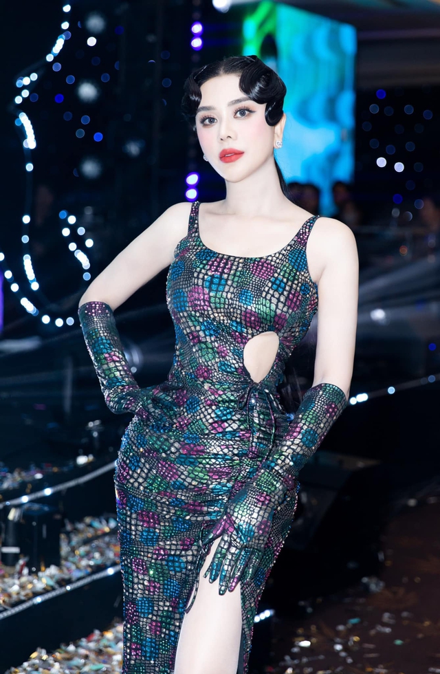 Lâm Khánh Chi được trả hơn 2 tỷ để hát đám cưới, từ chối gấp vì điều kiện đặt ra- Ảnh 1.