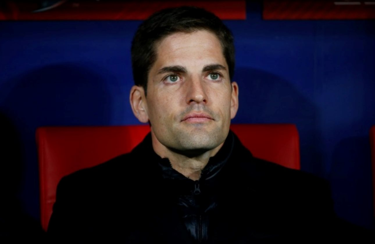 HLV lạm dụng ChatGPT: Câu chuyện thảm họa trong huấn luyện bóng đá - Ảnh 2.