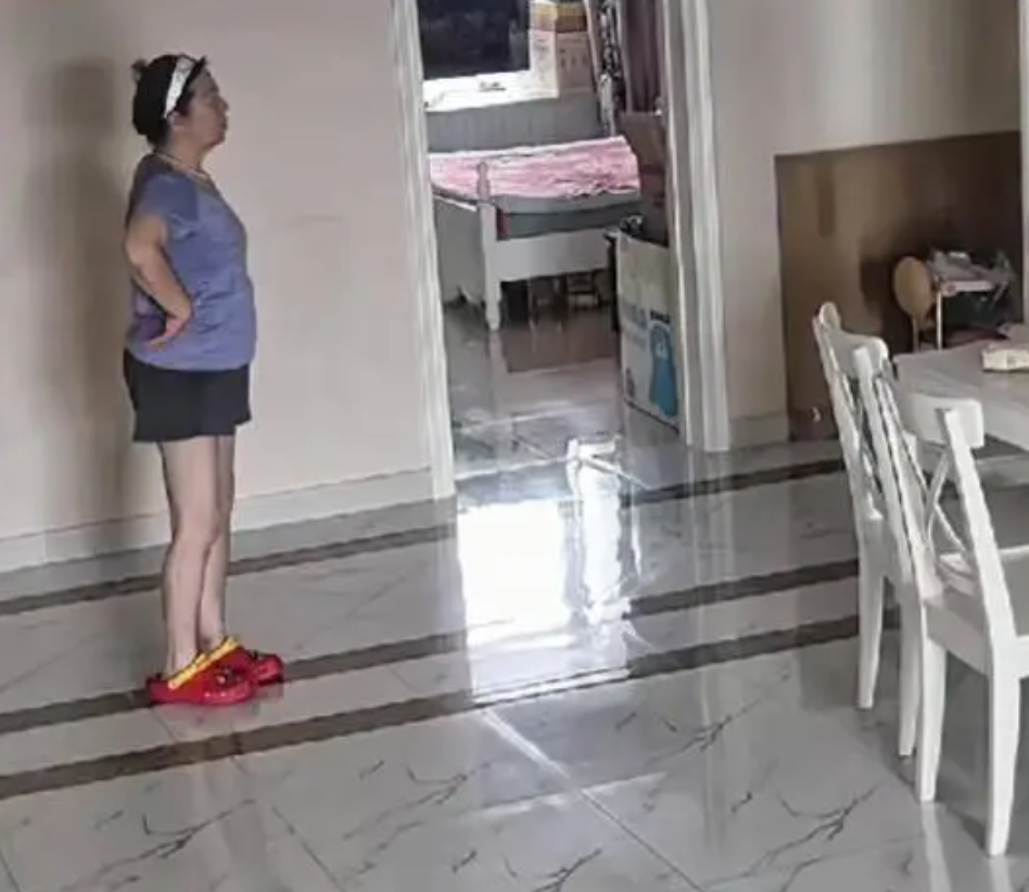 Con d&acirc;u gọi đồ ăn ngo&agrave;i bị mẹ chồng mắng "v&ocirc; gi&aacute;o dục" nhưng d&acirc;n mạng lại b&ugrave;ng nổ v&igrave; h&agrave;nh động của cậu con trai mới chỉ hơn 1 tuổi - Ảnh 10.