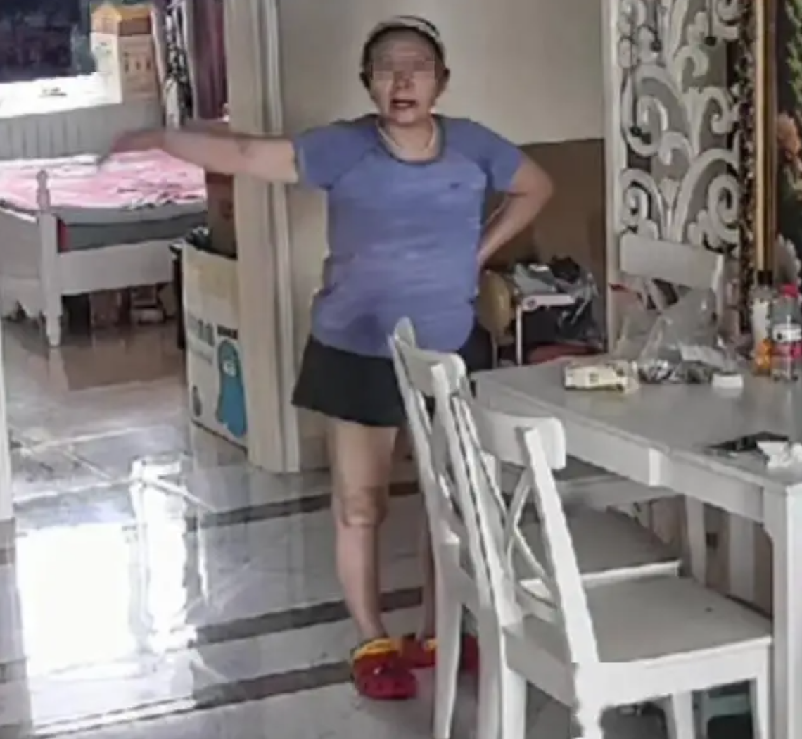 Con d&acirc;u gọi đồ ăn ngo&agrave;i bị mẹ chồng mắng "v&ocirc; gi&aacute;o dục" nhưng d&acirc;n mạng lại b&ugrave;ng nổ v&igrave; h&agrave;nh động của cậu con trai mới chỉ hơn 1 tuổi - Ảnh 5.