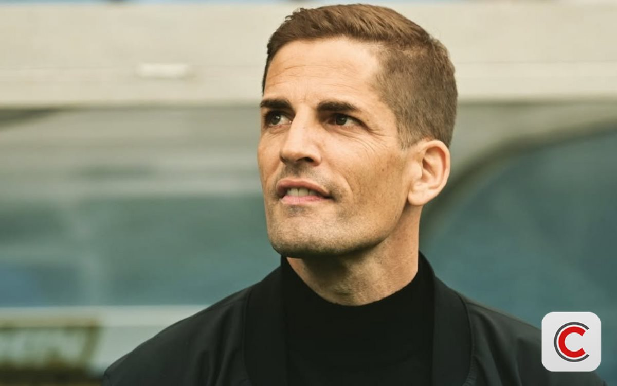 HLV lạm dụng ChatGPT: Câu chuyện thảm họa trong huấn luyện bóng đá - Ảnh 1.