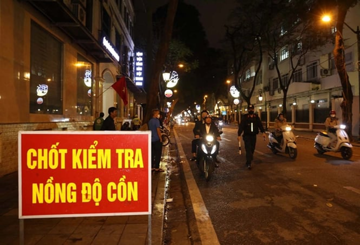 Năm 2026 , xử phạt vi phạm nồng độ cồn với người đi xe máy sẽ ra sao? - Ảnh 1.