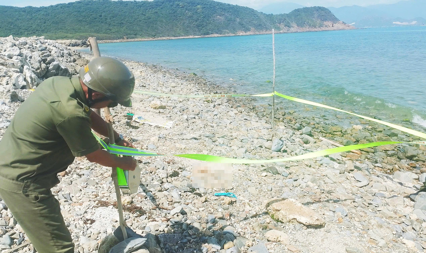 Phát hiện đoạn chân người trôi dạt tại bãi biển khánh hòa gây hoang mang dư luận - Ảnh 1.