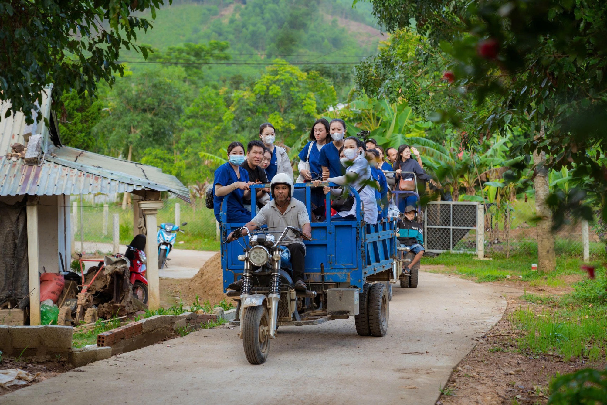 - Ảnh 1. - Ảnh 1.