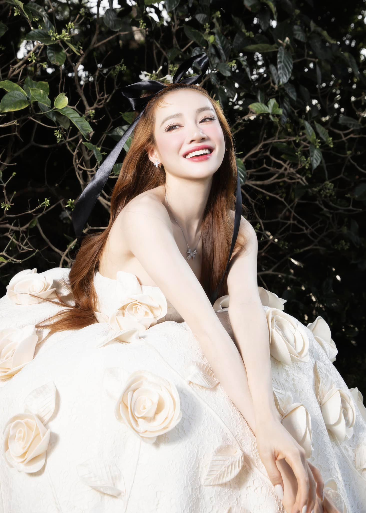 Visual Nh&atilde; Phương cam thường vẫn s&aacute;ng bừng ngay khi vừa sinh con thứ 3, "Song Hye Kyo Việt Nam" h&oacute;a ra rất chăm d&ugrave;ng 2 "vũ kh&iacute; b&iacute; mật" để trẻ bất chấp- Ảnh 7.