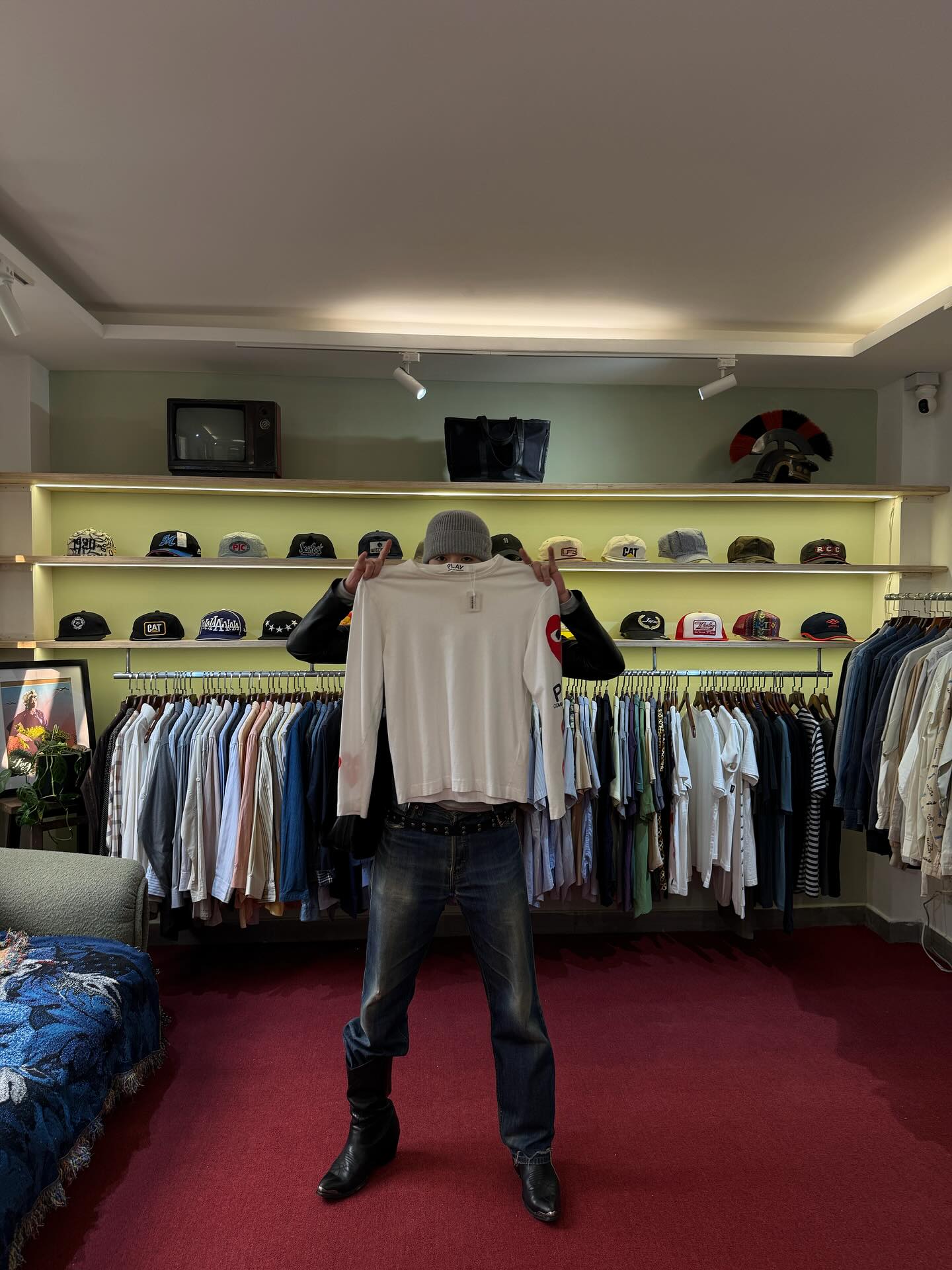 - Ảnh 2. - Ảnh 2.