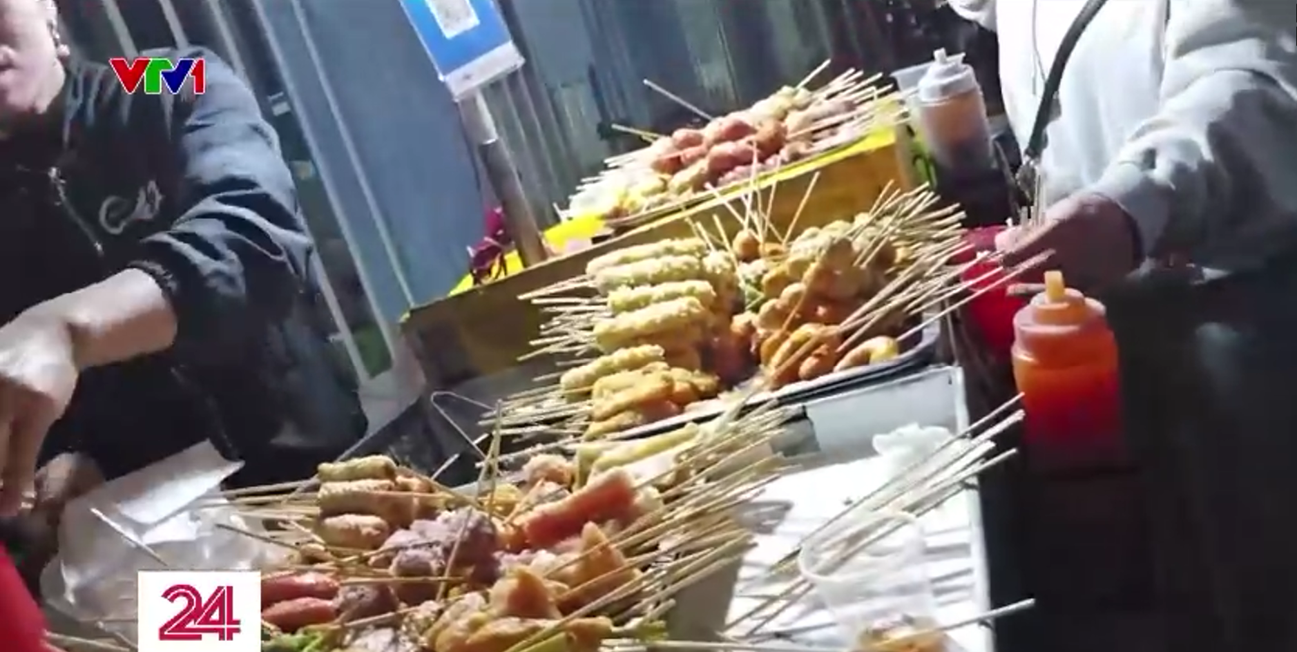 Lợi nhuận "khủng" phía sau đường dây lạp xưởng nướng đá nhập lậu bán vỉa hè- Ảnh 2.