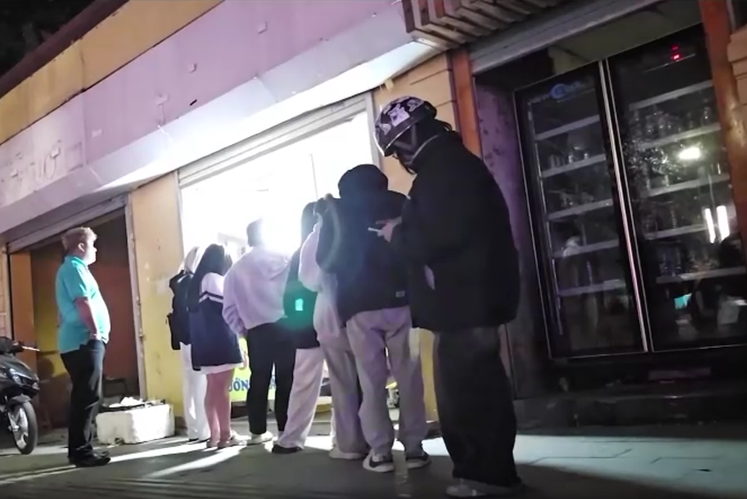 Lợi nhuận "khủng" phía sau đường dây lạp xưởng nướng đá nhập lậu bán vỉa hè- Ảnh 3.