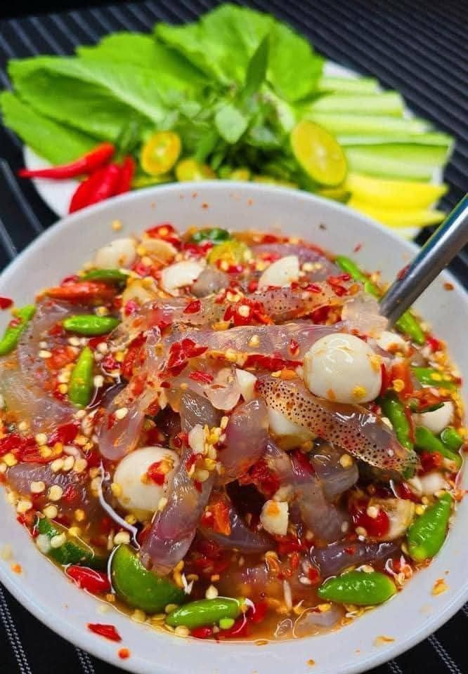 M&oacute;n ăn n&agrave;y l&ecirc;n m&acirc;m Tết nh&igrave;n rất sang nhưng d&acirc;n gian lại xem l&agrave; "hao t&agrave;i, t&aacute;n lộc"- Ảnh 1.