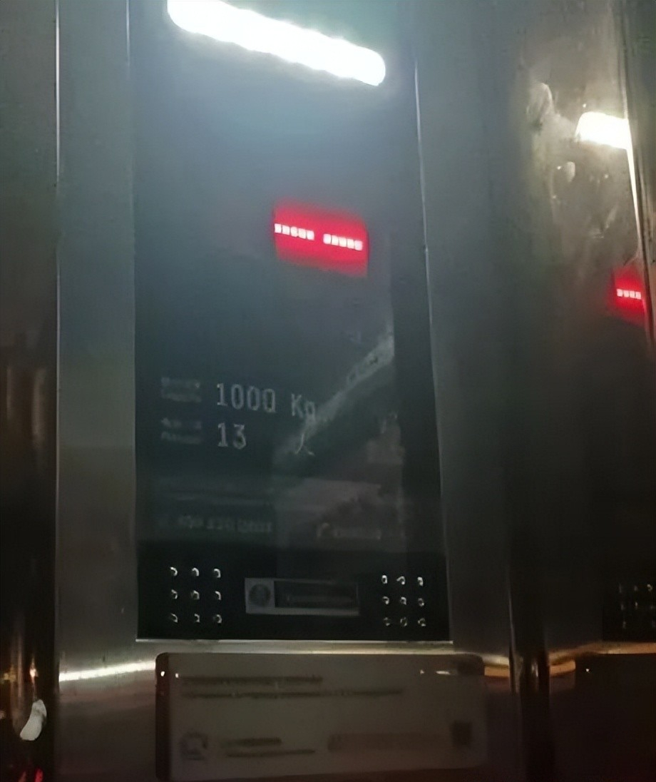 Vừa mua căn hộ tầng 26, t&ocirc;i hối hận v&agrave; b&aacute;n gấp để xuống tầng 5: B&agrave;i học đắt gi&aacute; kh&ocirc;ng c&oacute; trong quảng c&aacute;o- Ảnh 2.