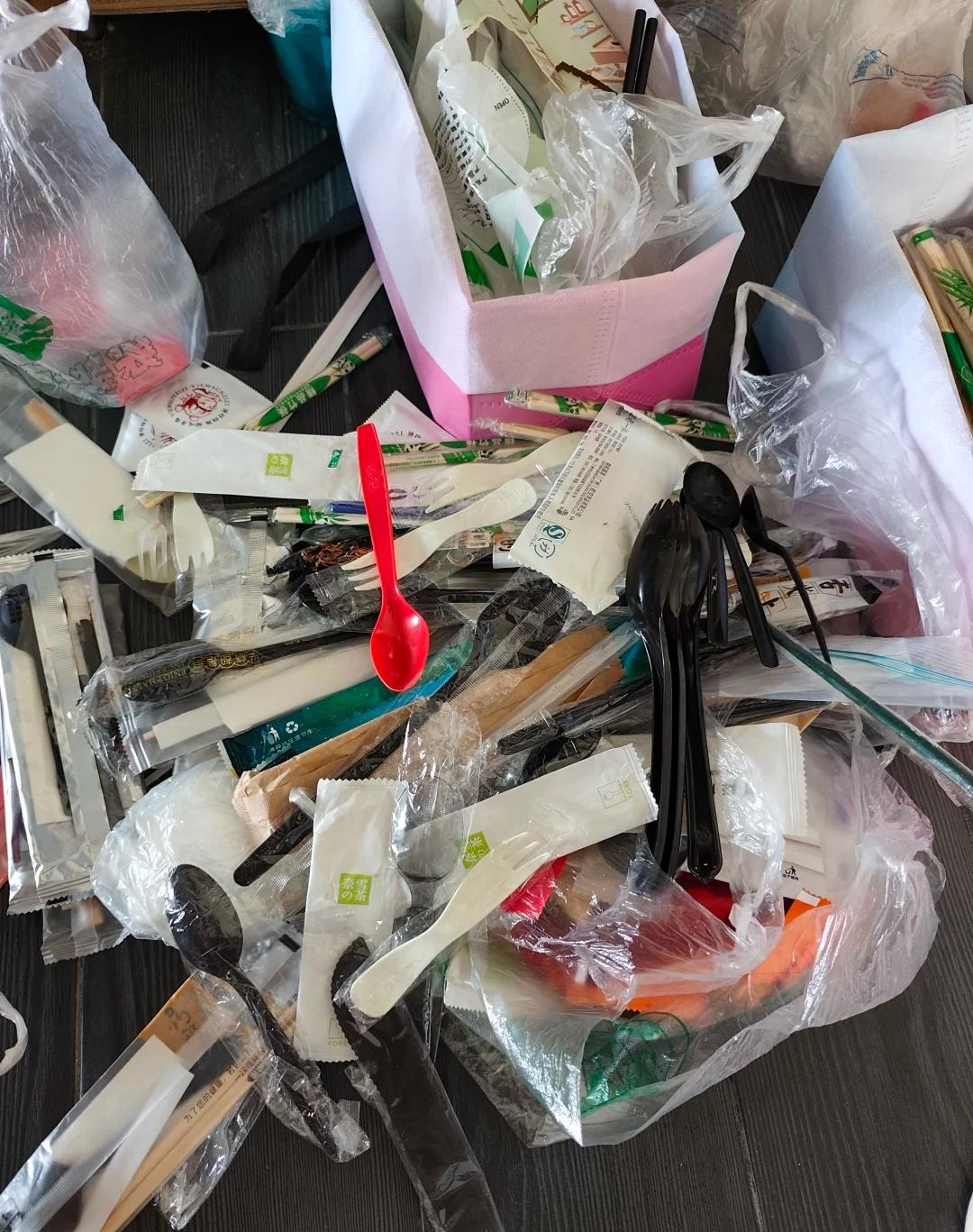 10 thứ nặng vía cần dọn trước Tết 2026 để cuộc sống nhẹ nhàng - Ảnh 2.