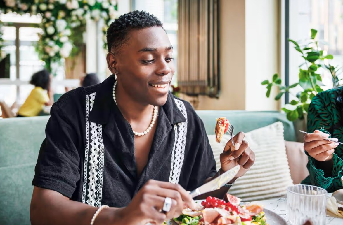 Dưỡng chất “vàng” hạ cholesterol nhưng 90% người bỏ quên- Ảnh 1.