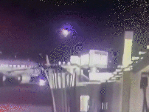 Thảm kịch máy bay: Phi công không tuân thủ chỉ dẫn trước va chạm - Ảnh 3. Thảm kịch máy bay: Phi công không tuân thủ chỉ dẫn trước va chạm - Ảnh 3.