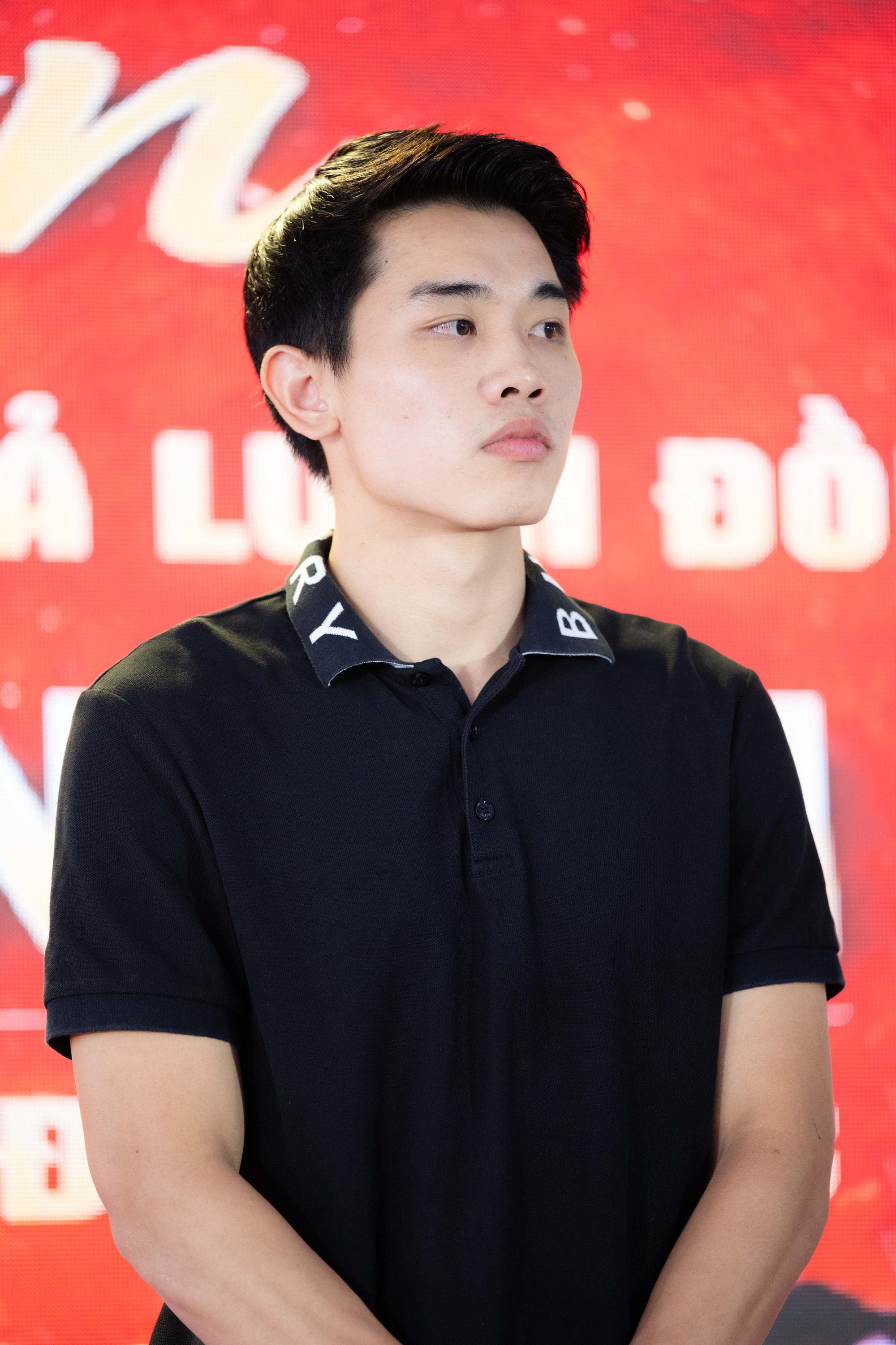 Đình Bắc gây sốt với visual sáng bừng: Trên sân là "vua phá lưới", về làng mở tiệc là hotboy vạn người mê - Ảnh 2. Đình Bắc gây sốt với visual sáng bừng: Trên sân là "vua phá lưới", về làng mở tiệc là hotboy vạn người mê - Ảnh 2.