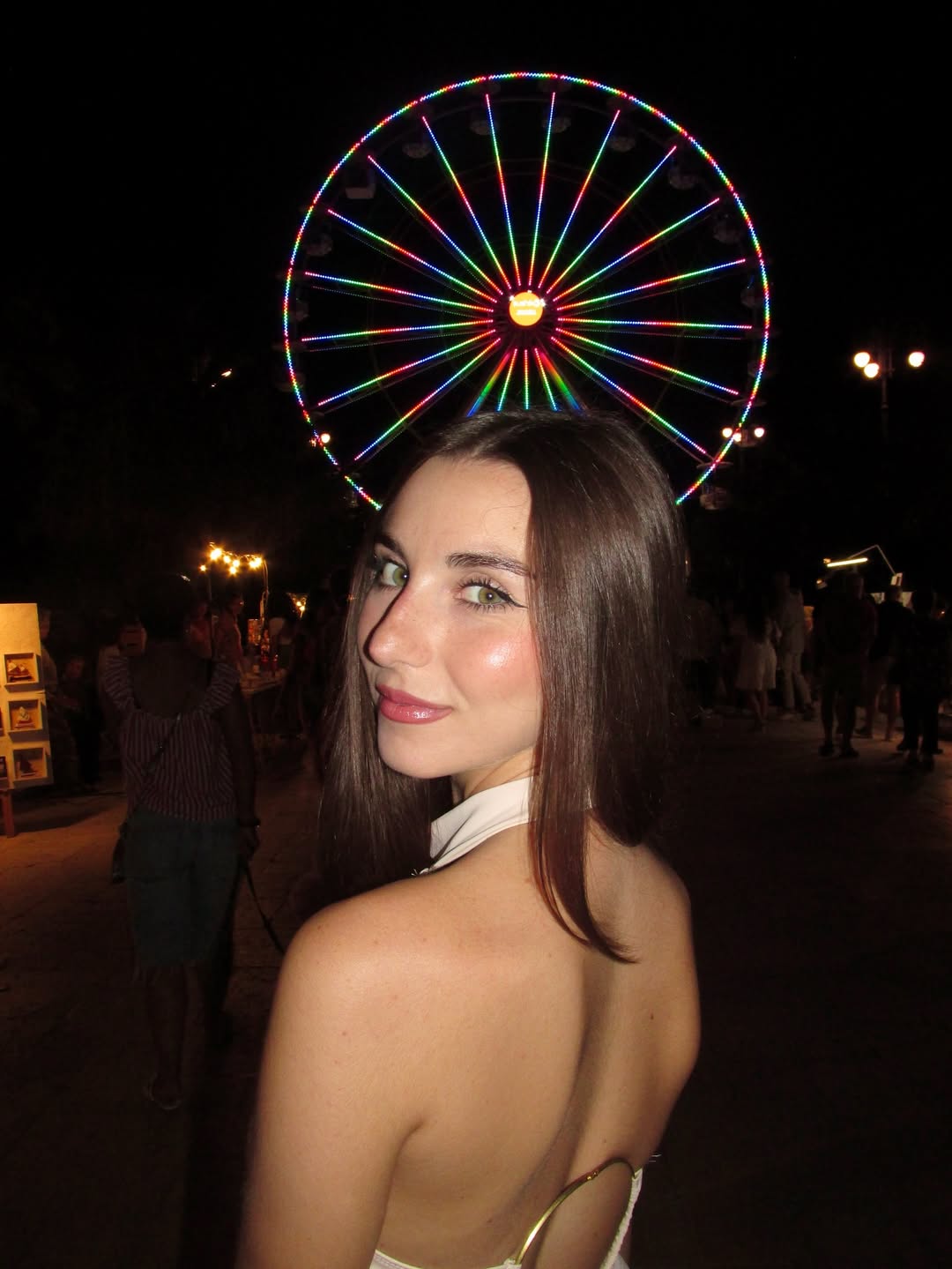 Ngắm nữ trọng tài 23 tuổi bỗng hot rần rần trong giới bóng đá - Ảnh 5.