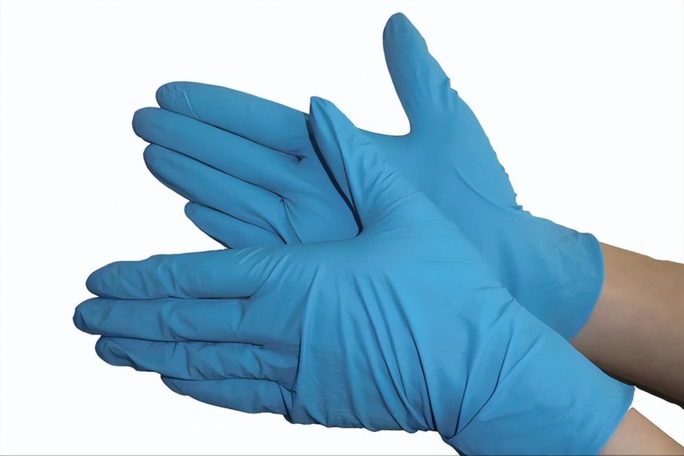 Bác sĩ khuyến cáo các gia đình nên chuẩn bị 5 vật dụng bảo hộ thiết yếu để phòng chống virus Nipah- Ảnh 3.