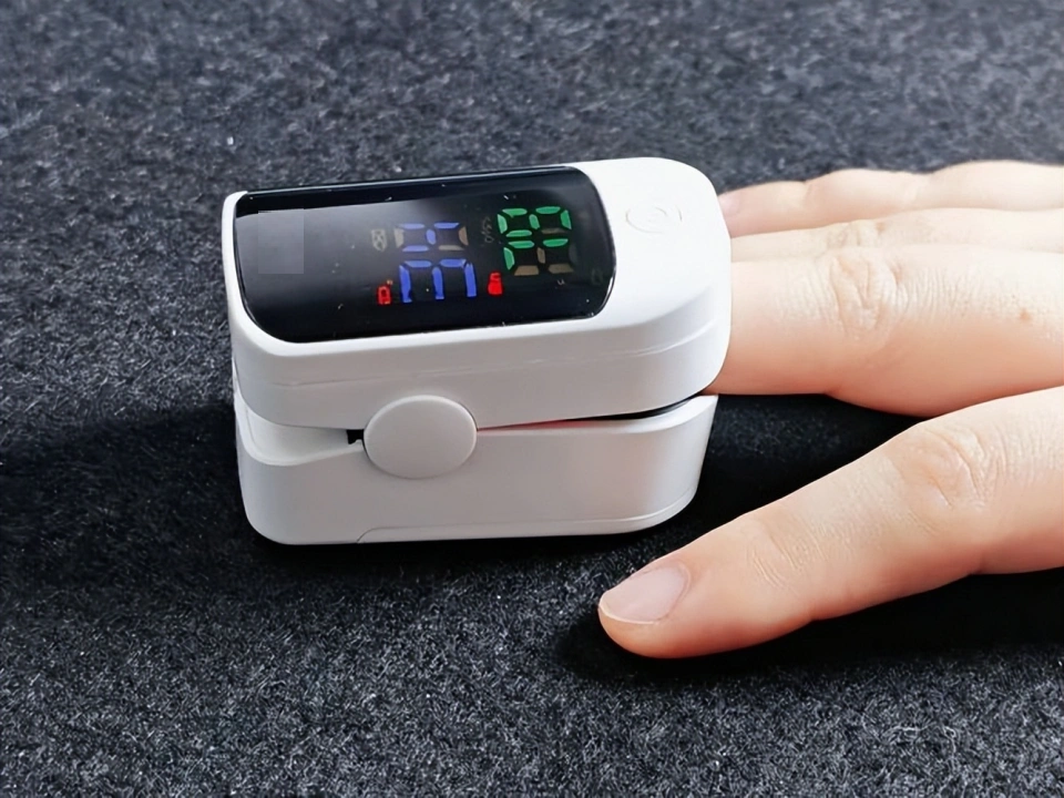 Bác sĩ khuyến cáo các gia đình nên chuẩn bị 5 vật dụng bảo hộ thiết yếu để phòng chống virus Nipah- Ảnh 5.