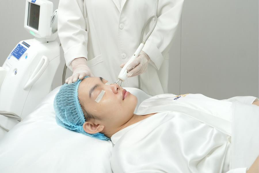 Top 7 công nghệ trẻ hóa da tiên tiến hiện nay - Ảnh 3. Top 7 công nghệ trẻ hóa da tiên tiến hiện nay - Ảnh 3.