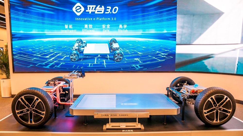 Kim Long Motor bắt tay BYD, xây nhà máy pin 130 triệu USD tại Huế - Ảnh 2.