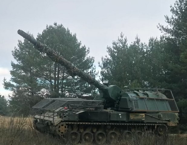 Hiệu suất của ph&aacute;o tự h&agrave;nh PzH 2000: Thực trạng v&agrave; những điều cần biết - Ảnh 6.