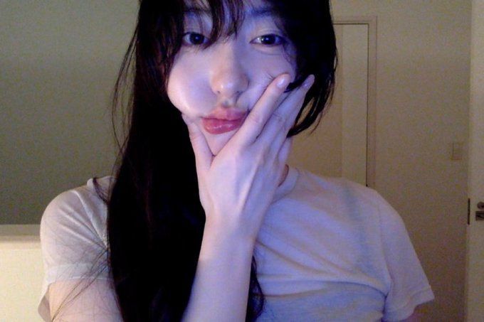 5 thay đổi ở vùng đầu và mặt CẢNH BÁO gan sắp "cứng như đá", xơ xác vì bệnh tật - Ảnh 2.