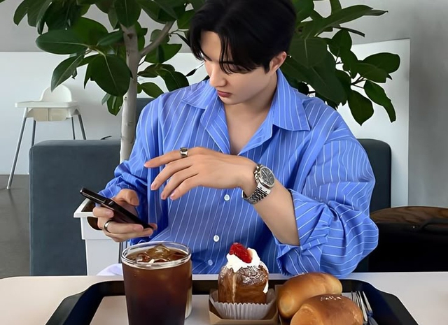 Bất Kể Nam Hay Nữ, Ăn Càng Nhiều 5 Món Này Tóc Càng Rụng Bất Kể Nam Hay Nữ, Ăn Càng Nhiều 5 Món Này Tóc Càng Rụng