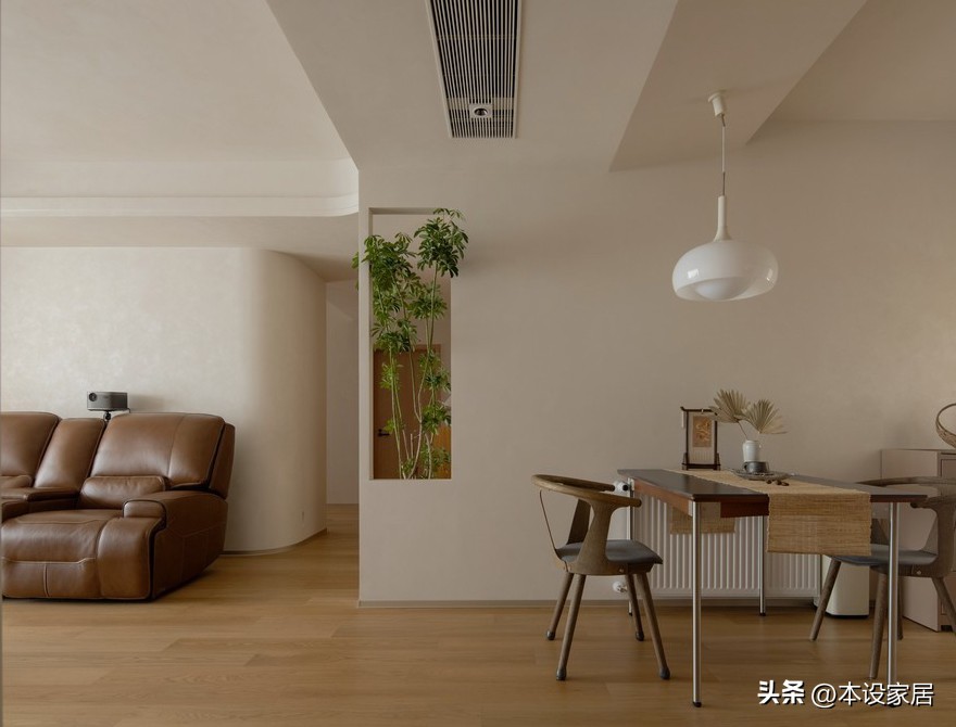 Cặp vợ chồng 70 tuổi sở hữu căn hộ gây sốt mạng xã hội: Chỉ riêng phòng khách đã được sao chép hàng loạt vì quá tinh tế- Ảnh 6.