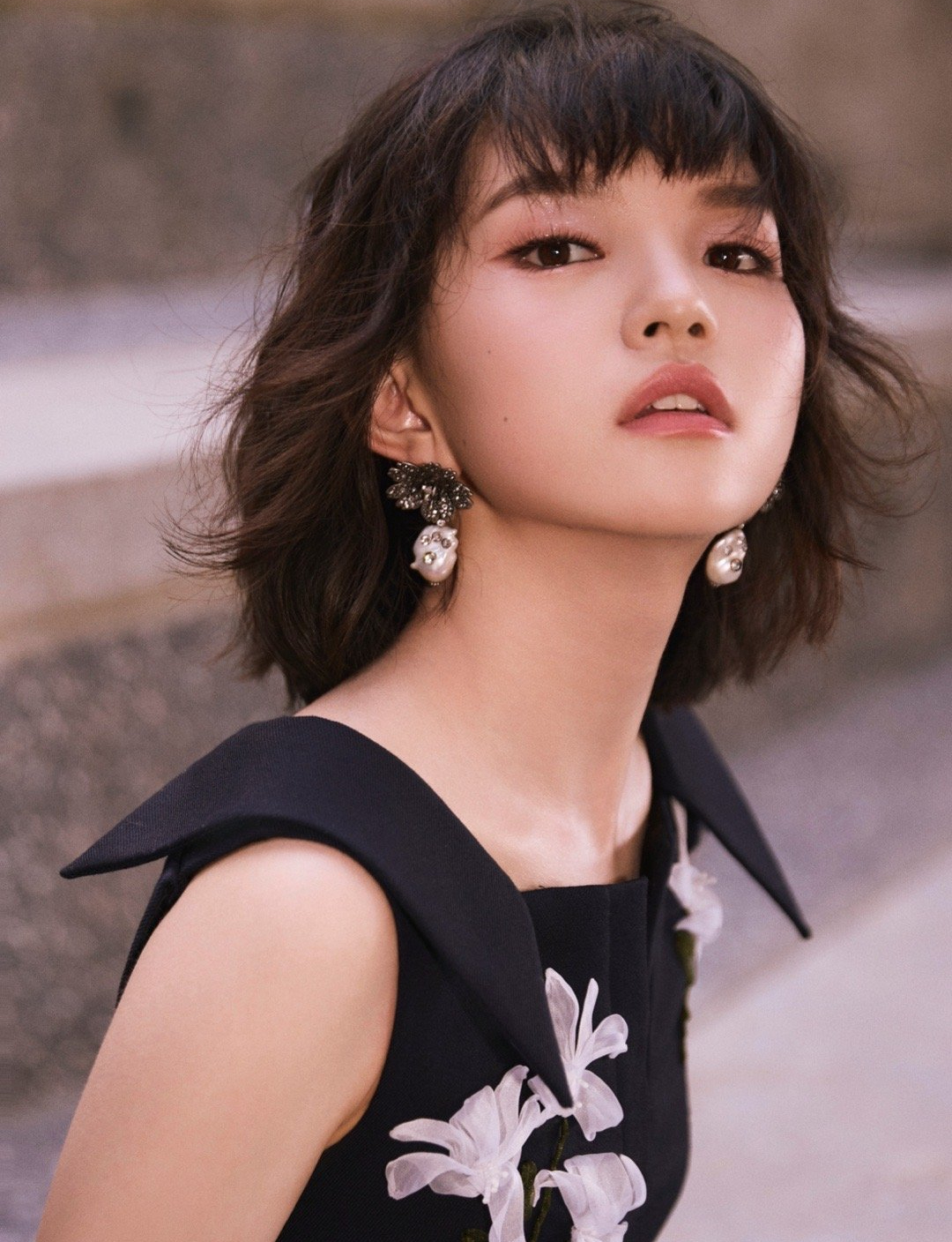 - Ảnh 4. - Ảnh 4.