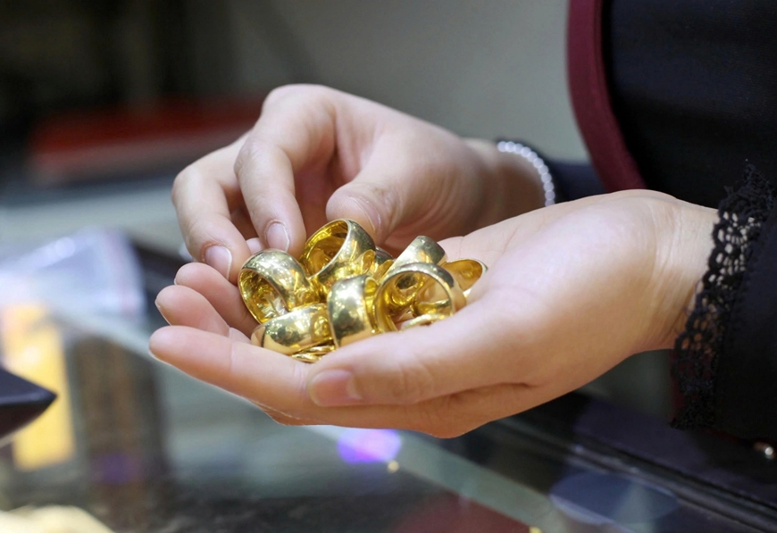 Gi&aacute; v&agrave;ng hơn 19 triệu/chỉ, một g&aacute;i xinh khoe "bộ sưu tập": Từng bị mẹ &eacute;p mua v&agrave;ng, giờ lại tự m&igrave;nh m&ecirc; - Ảnh 3.