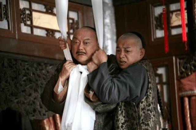 Ảnh thật của Hòa Thân được công bố: Hé lộ chi tiết khiến đại tham quan khi chết vẫn khiến hoàng gia e dè - Ảnh 4.