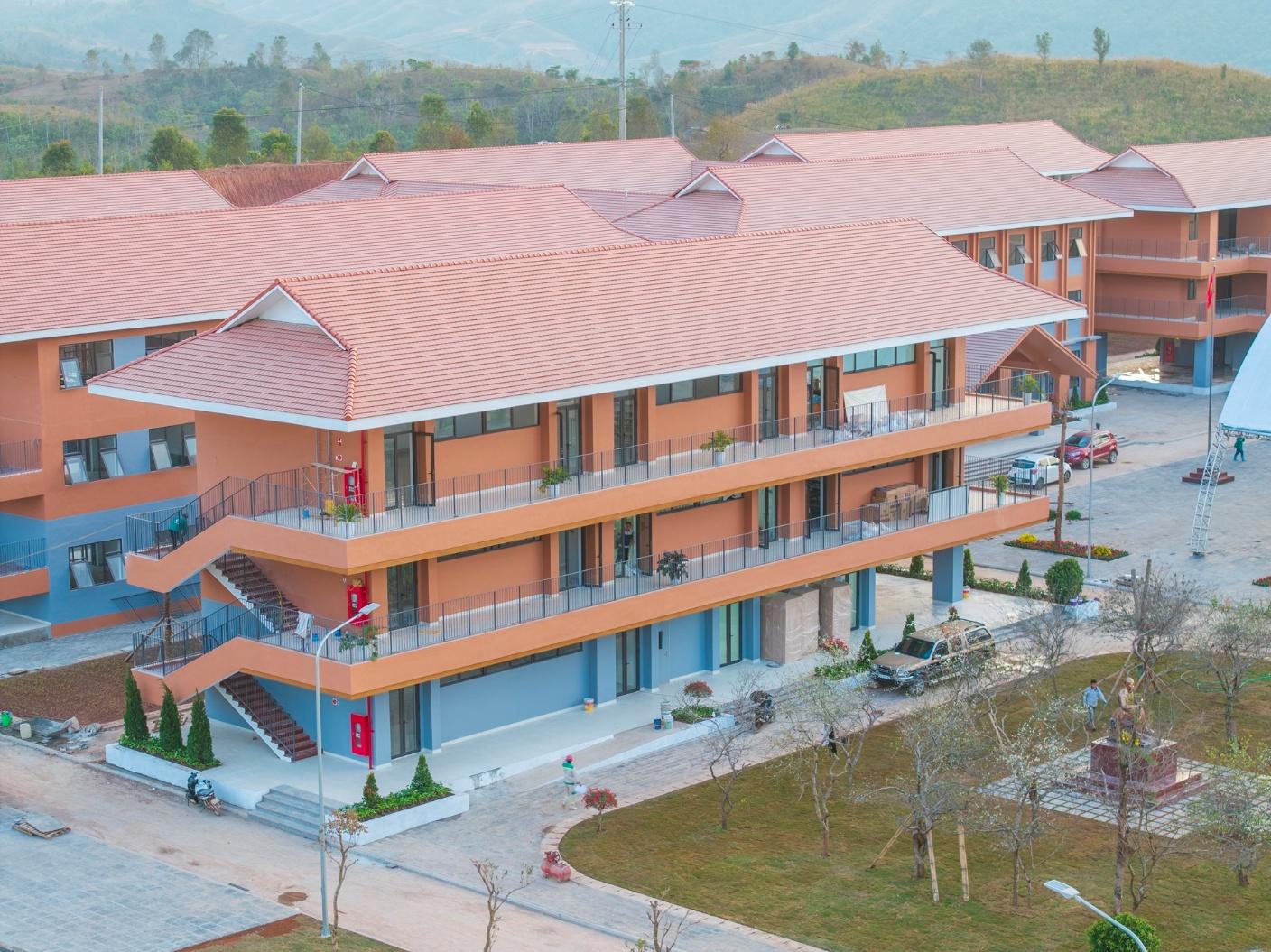 Cận cảnh trường phổ thông hiện đại nhất vùng biên giới phía Bắc: Rộng 6,88 ha, vốn đầu tư 230 tỷ đồng - Ảnh 5.