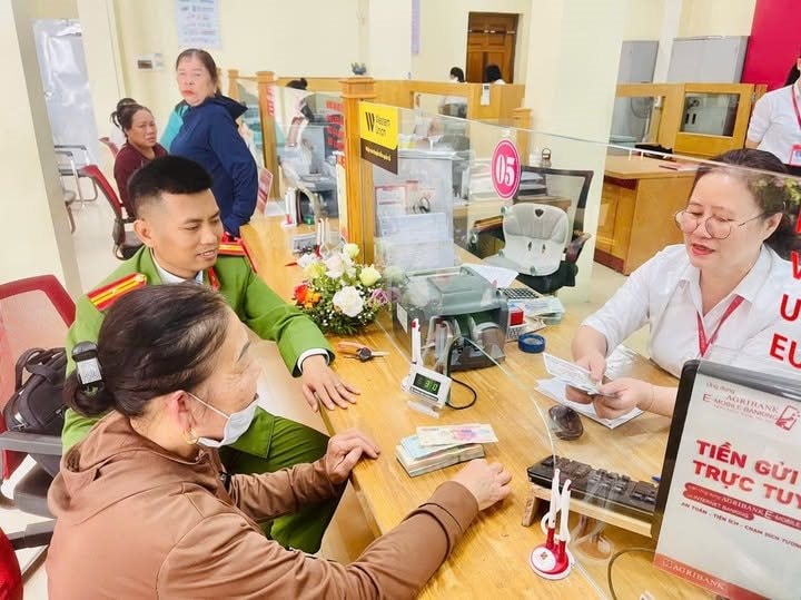 Ph&aacute;t hiện người phụ nữ SN 1957 b&aacute;n 6 chỉ v&agrave;ng rồi tới NH Agribank để chuyển khoản, c&ocirc;ng an Sầm Sơn khẩn trương t&igrave;m kiếm - Ảnh 1.