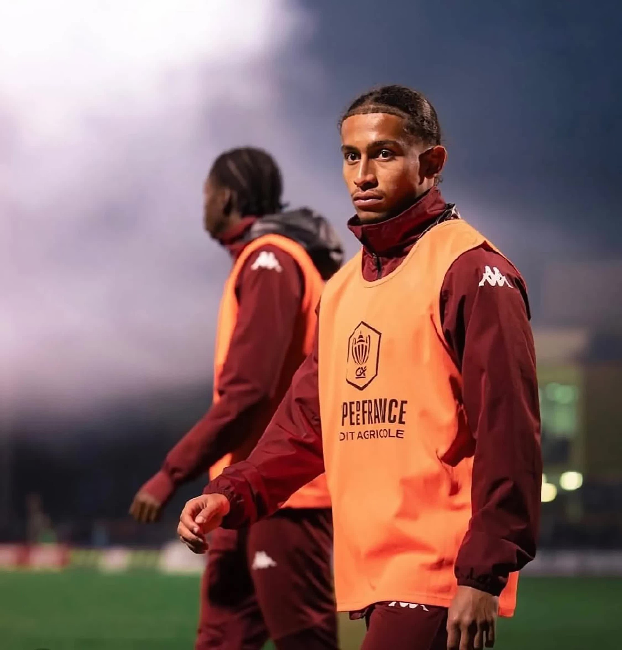 Thảm kịch hỏa hoạn tại Thụy Sĩ khiến 155 người thương vong, Cha mẹ tuyệt vọng tìm con - Ảnh 5. Thảm kịch hỏa hoạn tại Thụy Sĩ khiến 155 người thương vong, Cha mẹ tuyệt vọng tìm con - Ảnh 5.