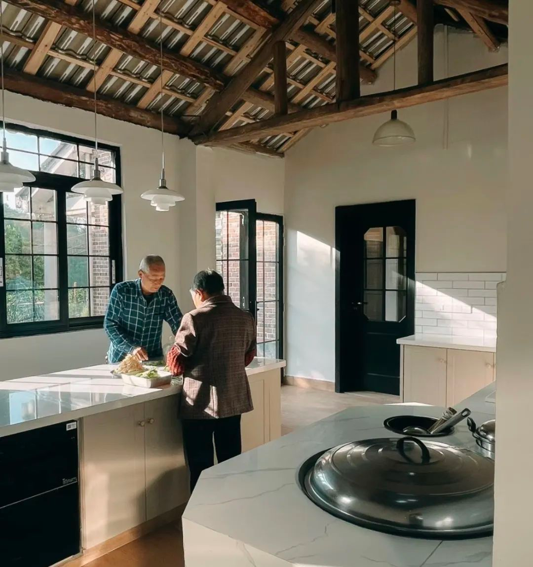 4 người thế hệ 9x bỏ phố về qu&ecirc; x&acirc;y nh&agrave;: Căn rẻ nhất 350 triệu, đổi lấy tự do chỗ ở- Ảnh 6.