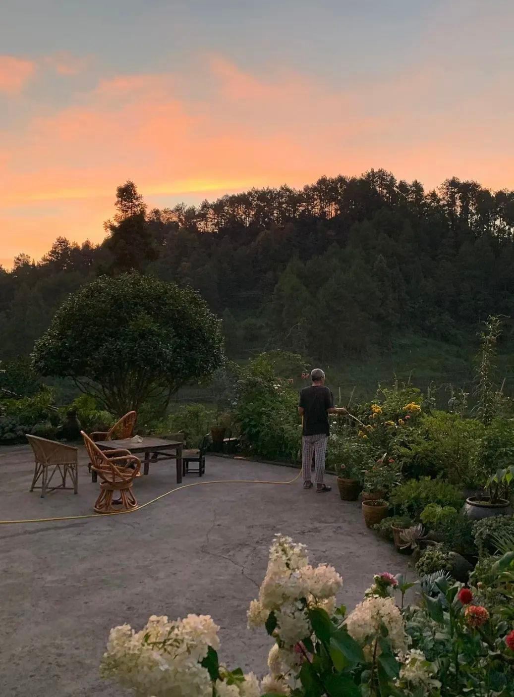 4 người thế hệ 9x bỏ phố về qu&ecirc; x&acirc;y nh&agrave;: Căn rẻ nhất 350 triệu, đổi lấy tự do chỗ ở- Ảnh 2.