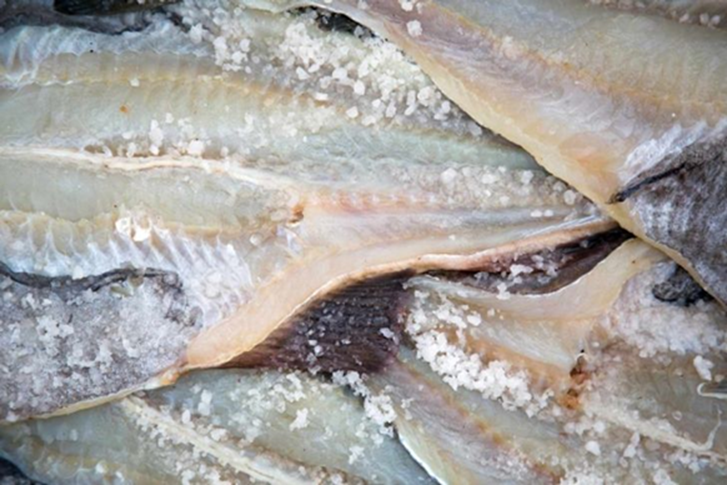 2 loại c&aacute; ăn nhiều g&acirc;y ung thư tr&ecirc;n to&agrave;n cầu nhưng nhiều người Việt vẫn ăn h&agrave;ng ng&agrave;y- Ảnh 3.