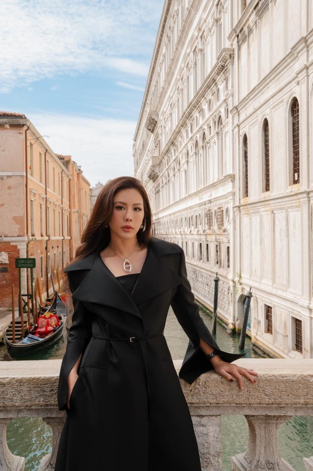 - Ảnh 1. - Ảnh 1.