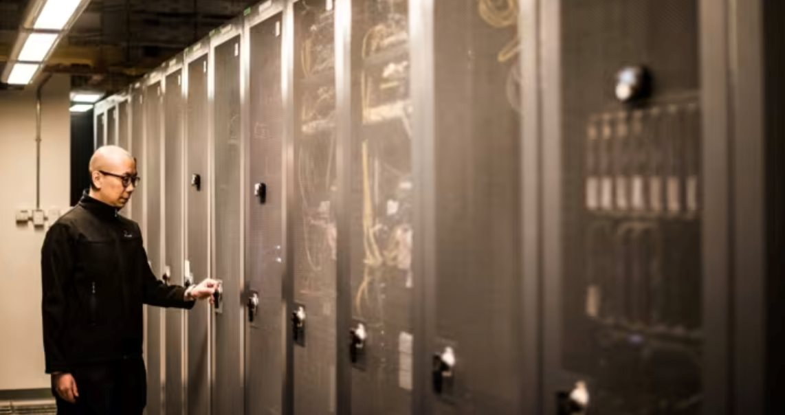 D&ograve;ng vốn đổ về trung t&acirc;m dữ liệu AI ch&acirc;u &Aacute; ng&agrave;y c&agrave;ng phức tạp: Chi ph&iacute; cho 1 si&ecirc;u c&ocirc;ng tr&igrave;nh l&ecirc;n tới 1 tỷ USD, l&atilde;i suất tăng ch&oacute;ng mặt - Ảnh 2.