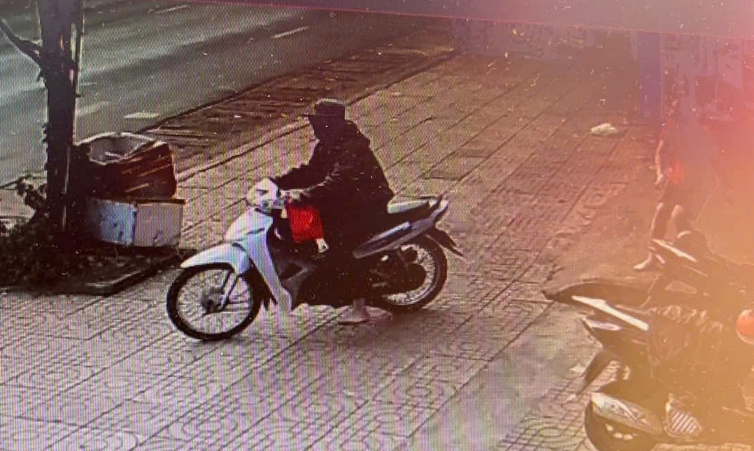 Chủ tiệm v&agrave;ng kể lại Vụ cướp tại chợ Nh&acirc;n Cơ g&acirc;y chấn động dư luận - Ảnh 2.