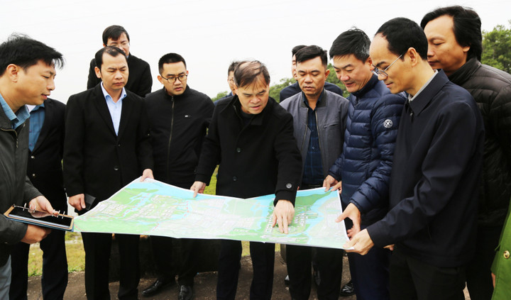 Quảng Ninh x&acirc;y Trung t&acirc;m h&agrave;nh ch&iacute;nh mới với Quảng trường 100 . 000 Người b&ecirc;n Vịnh Cửa Lục - Ảnh 1.