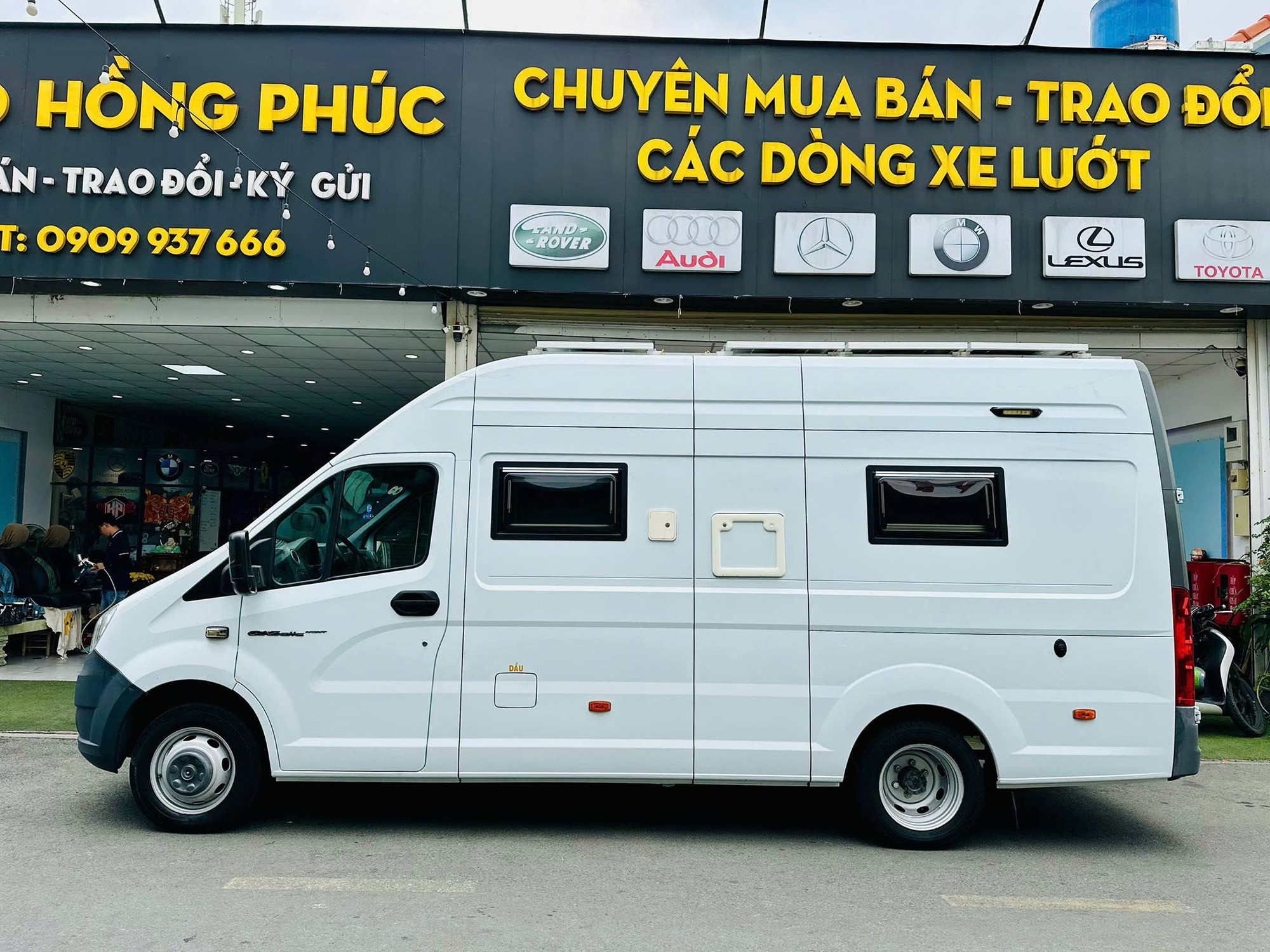 Rao ‘nhà di động’ từng của Ngọc Trinh giá hơn 800 triệu đồng, người bán cho biết mua mới hơn 2 tỷ, lăn bánh chỉ 5.000km- Ảnh 4.