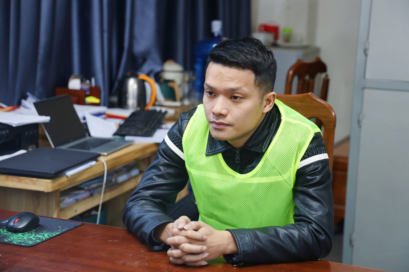 Bóc gỡ đường dây lừa đảo Facebook 50 tỷ đồng do Nguyễn Văn Quyền cầm đầu - Ảnh 1.