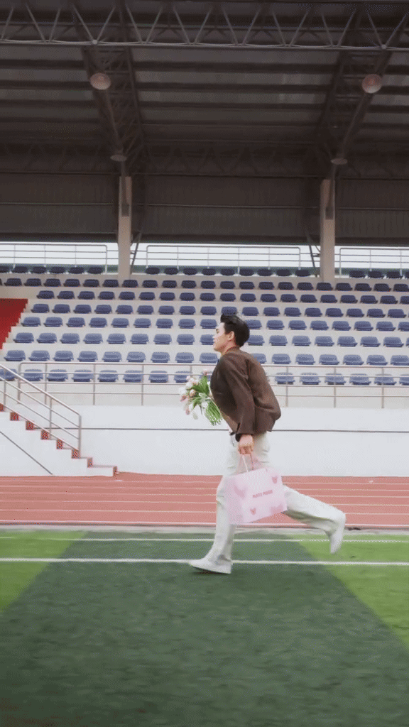 Lần đầu của Đ&igrave;nh Bắc khiến nhiều người ph&aacute;t ngại!- Ảnh 4.